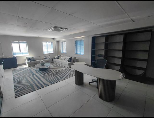 270M² OFFICE TO LET IN VORNA VALLEY